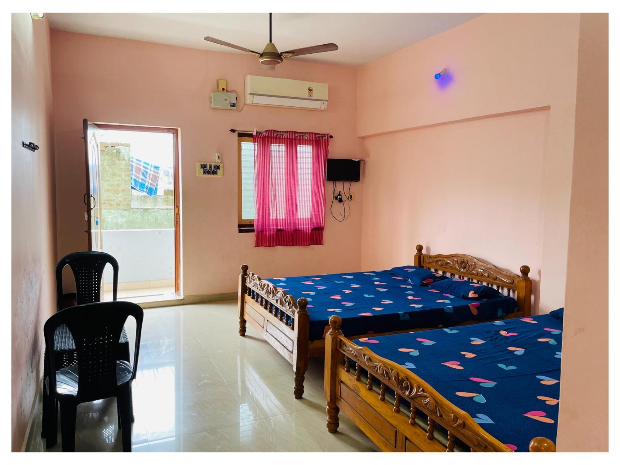 Thirunallar S A Residency Tirunallar Exterior photo