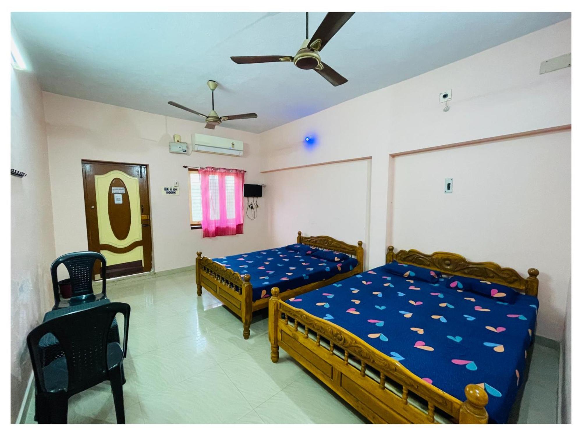 Thirunallar S A Residency Tirunallar Exterior photo