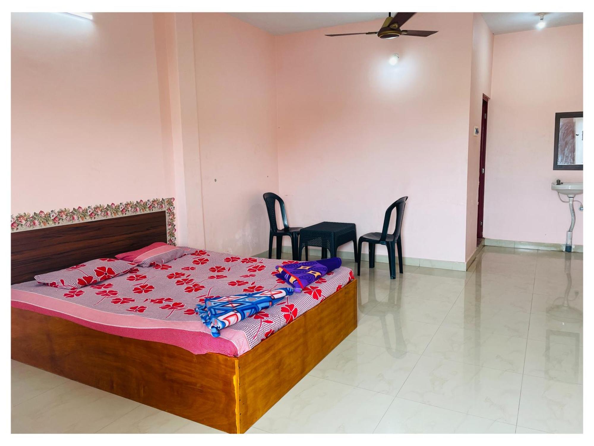 Thirunallar S A Residency Tirunallar Exterior photo